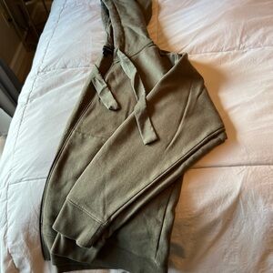 Banana Republic zip up ribbon hoodie